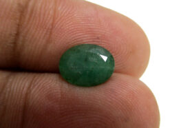 Emerald - 1.65 Carat - GFE06001 - Image 3