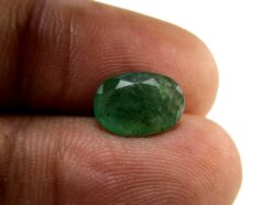 Emerald - 1.96 Carat - GFE06002 - Image 3
