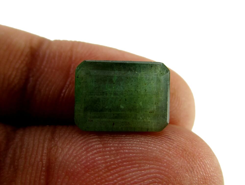 Emerald - 4.57 Carat - GFE06004 - Image 3