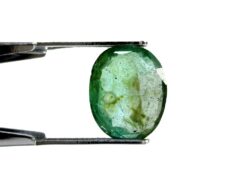 Emerald - 2.43 Carat - GFE06019 - Image 2