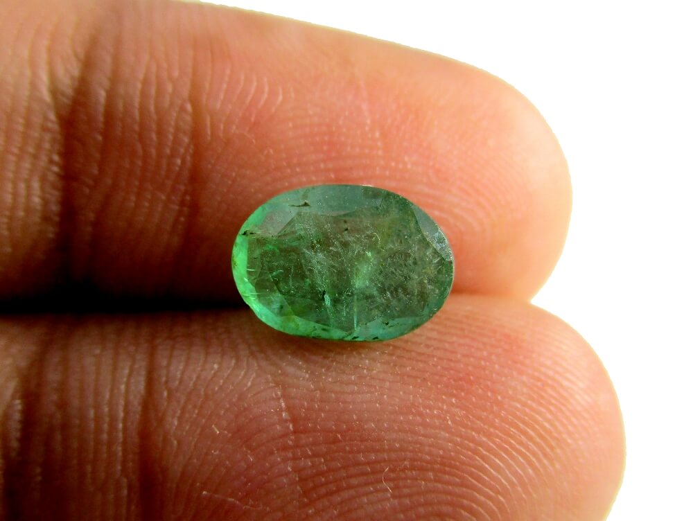 Emerald - 1.50 Carat - GFE06048 - Image 3