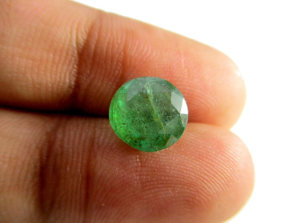 Emerald - 2.34 Carat - GFE06053 - Image 3