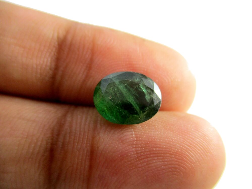 Emerald - 2.76 Carat - GFE06063 - Image 3