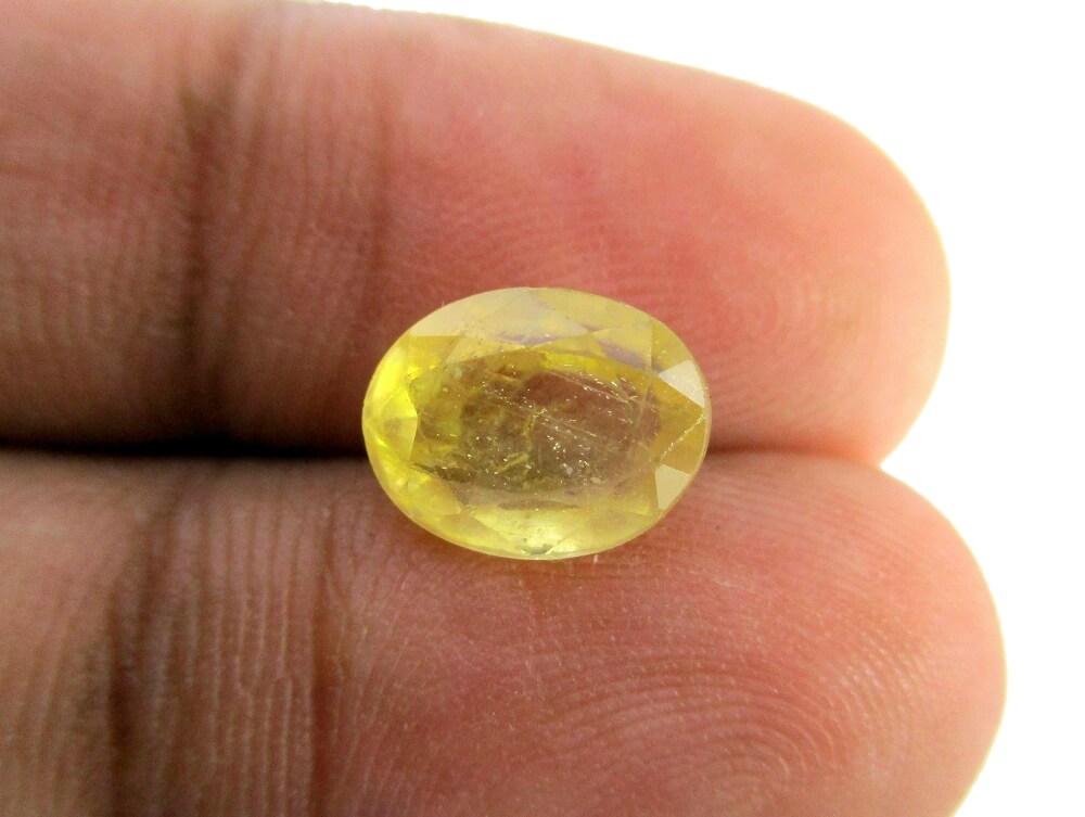 Yellow Sapphire - 2.57 Carat - GFE07001 - Image 3