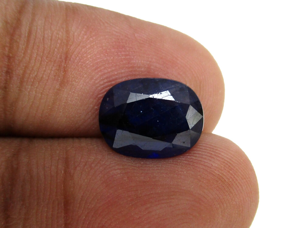 Blue Sapphire - 3.56 Carat - GFE08003 - Image 4