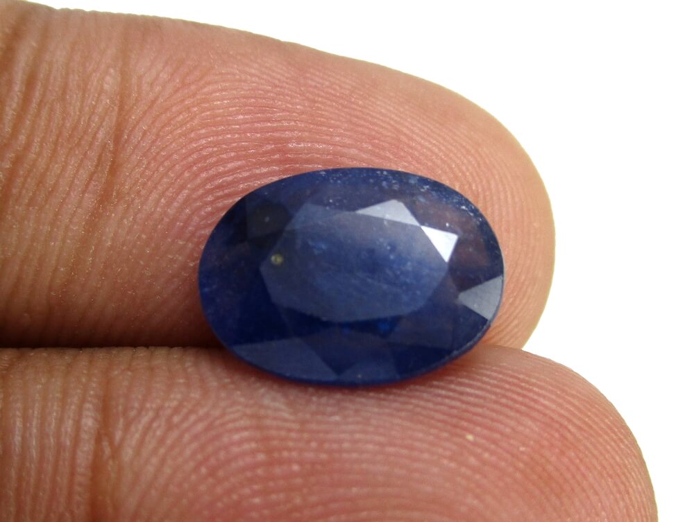 Blue Sapphire - 3.65 Carat - GFE08004 - Image 4