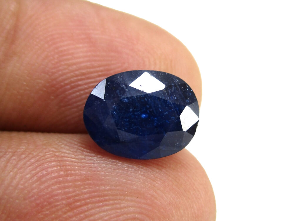 Blue Sapphire - 4.40 Carat - GFE08025 - Image 4