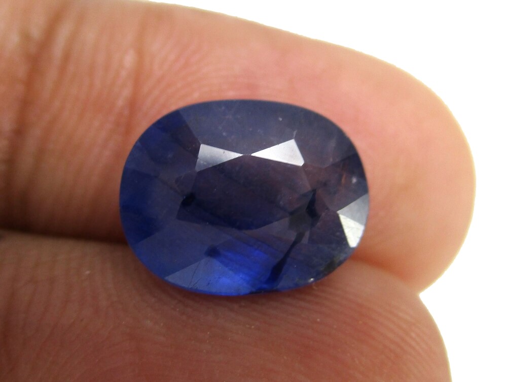 Blue Sapphire - 4.65 Carat - GFE08033 - Image 4
