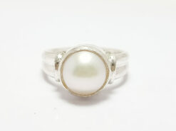 Pearl Ring 16