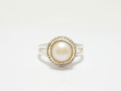 Pearl Ring 19