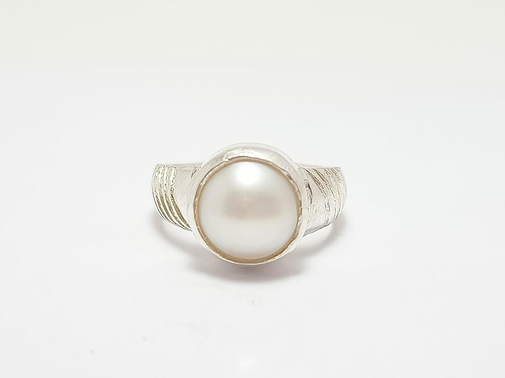 Pearl Ring 21